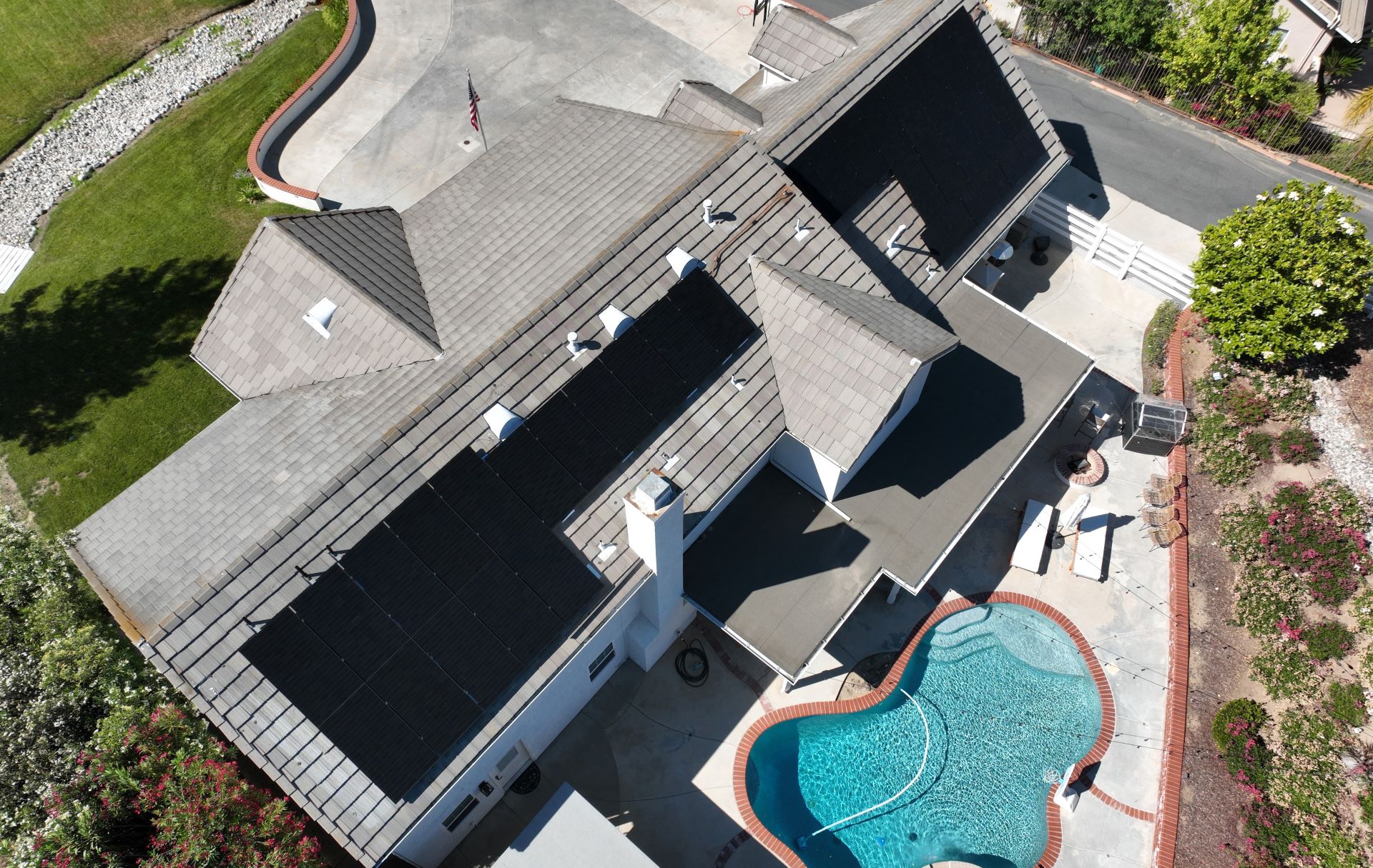 solar energy benefits,advantages of solar power,why install solar panels,solar ROI,solar electricity savings